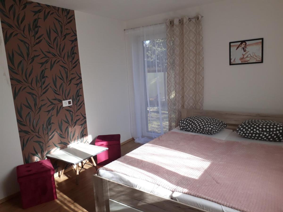 3 Izbovy Rd - *